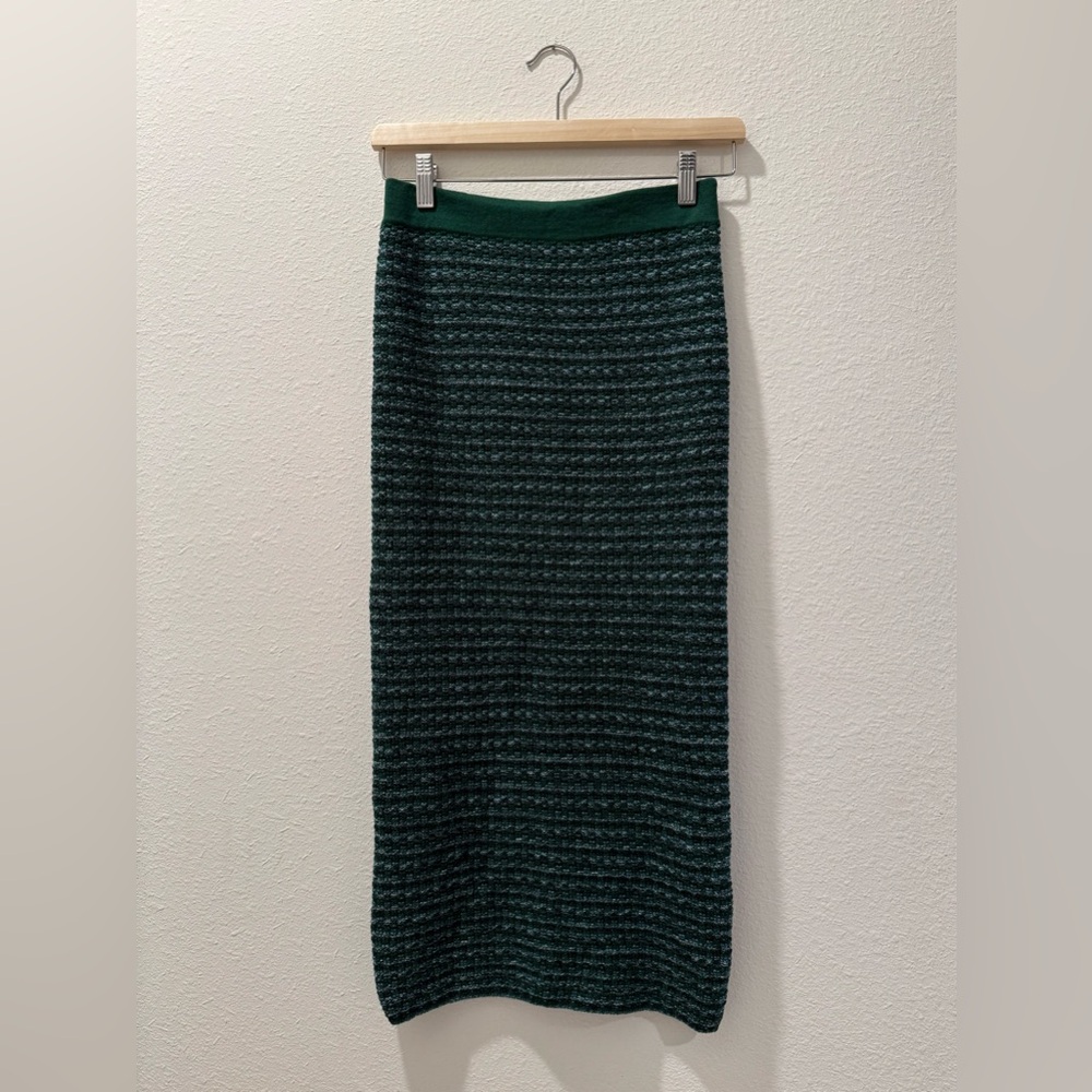 Essential Antwerp Midi Skirt, Size S